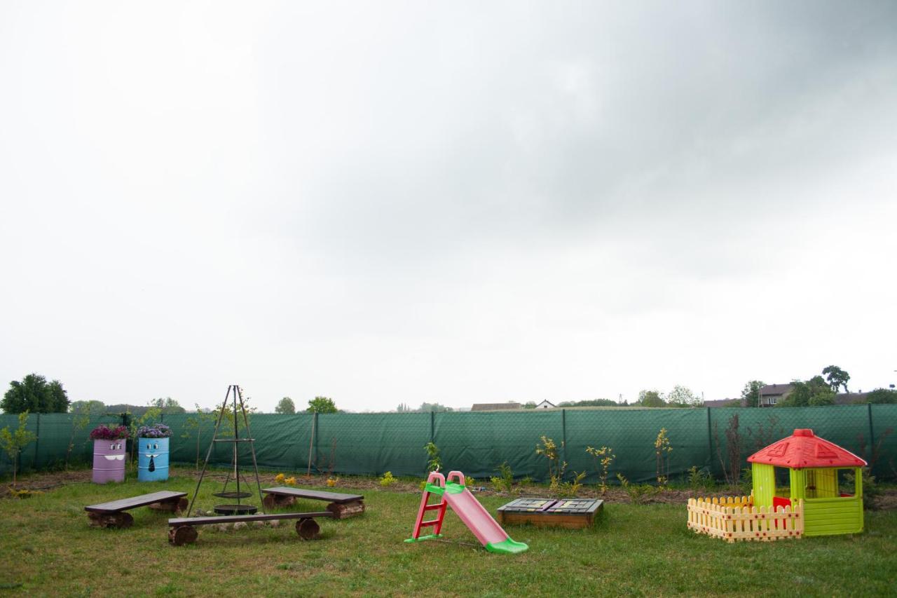 Letnisko Nad Goplem Villa Skulsk Kültér fotó
